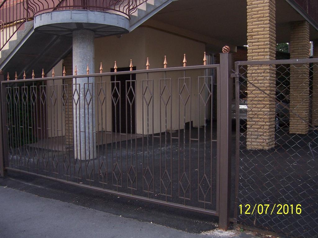Apartments In Center Виниця Екстериор снимка